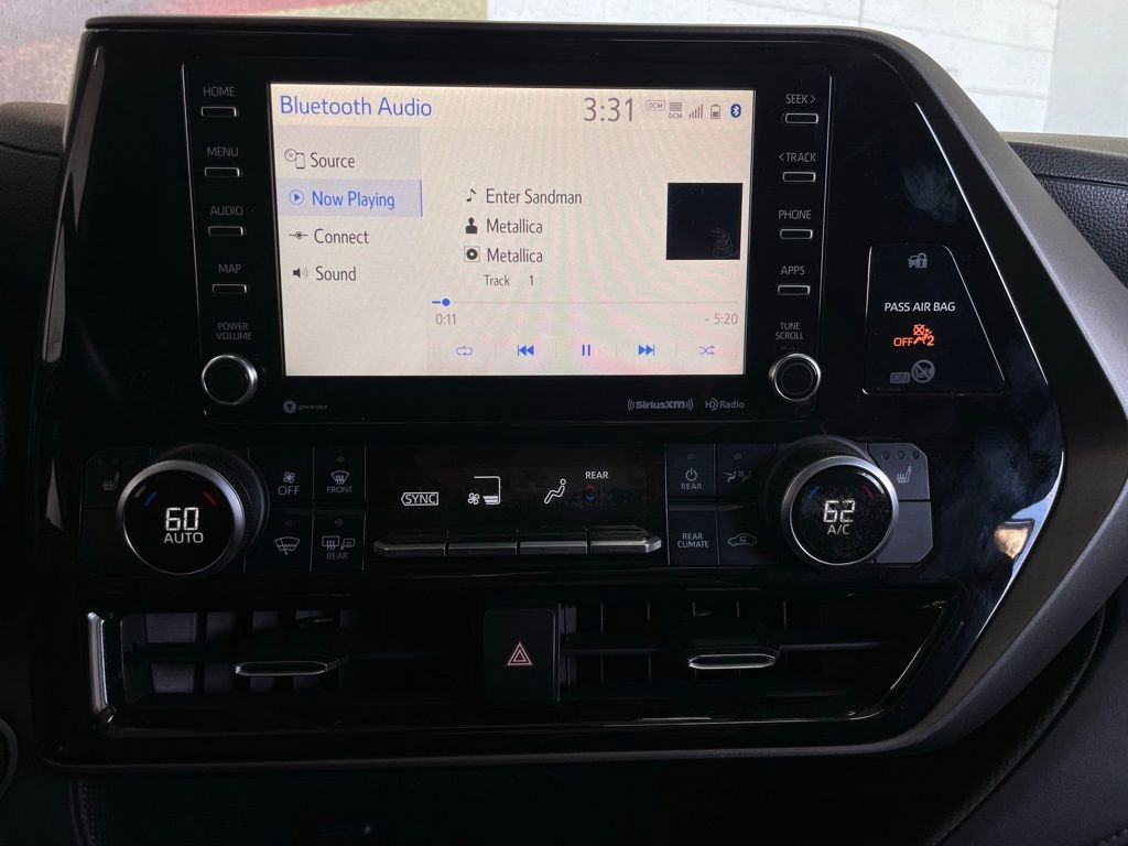 Used 2020 Toyota Highlander XLE image 51