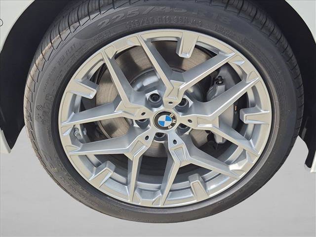 New 2026 BMW 330i Sedan RWD image 10