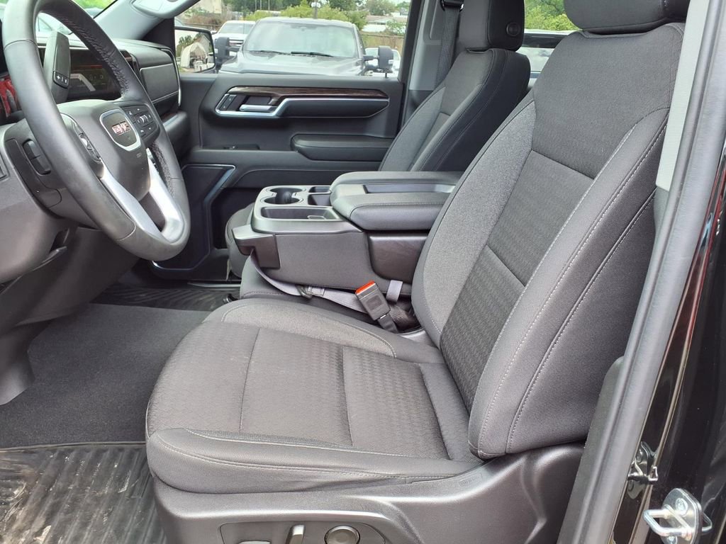 Used 2024 GMC Sierra 1500 Elevation image 26