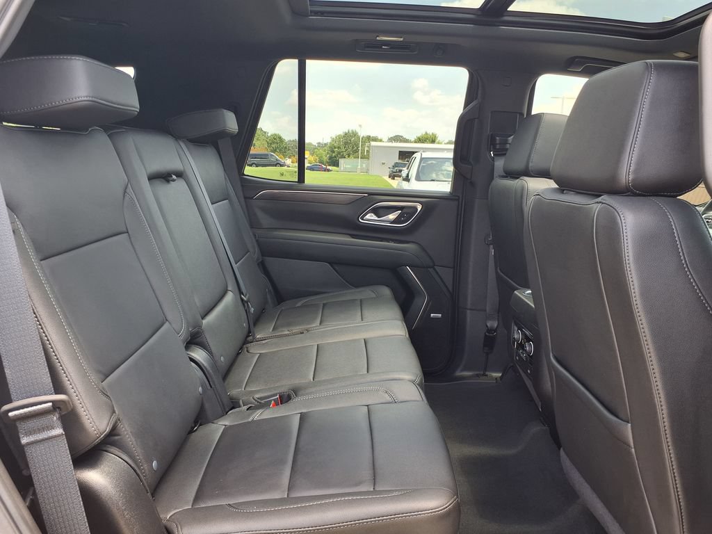 Used 2024 Chevrolet Tahoe LT AWD/4WD image 23
