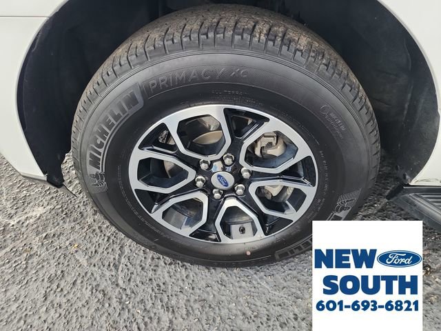 Used 2024 Ford Expedition XLT image 41