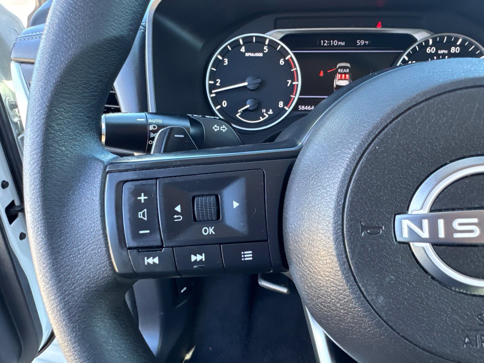 Used 2024 Nissan Rogue S AWD/4WD image 19