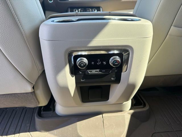 Used 2022 GMC Yukon Denali AWD/4WD image 33