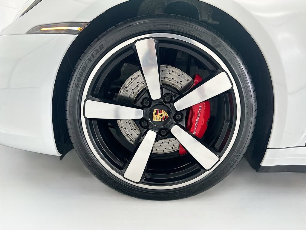 Certified 2022 Porsche 911 Targa 4S AWD/4WD image 27