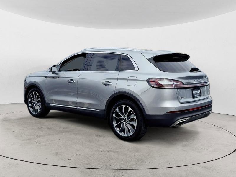 Used 2023 Lincoln Nautilus Reserve w/ Luxury Package image 6