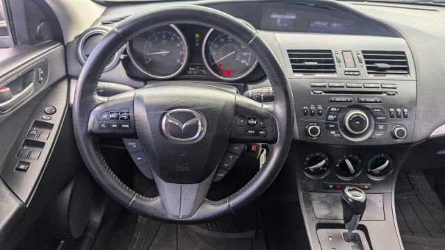 Used 2012 MAZDA MAZDA3 i Touring FWD image 23