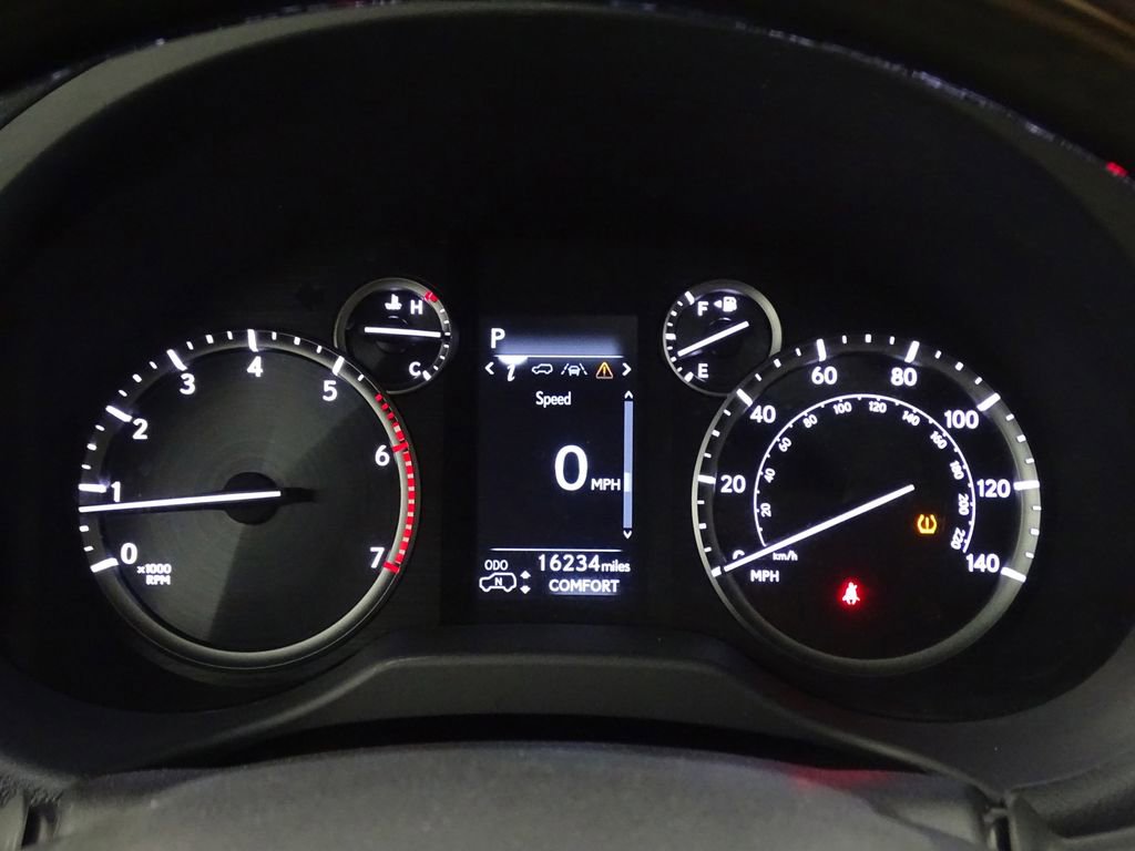 Used 2023 Lexus GX 460 Luxury w/ Sport Design Package image 22