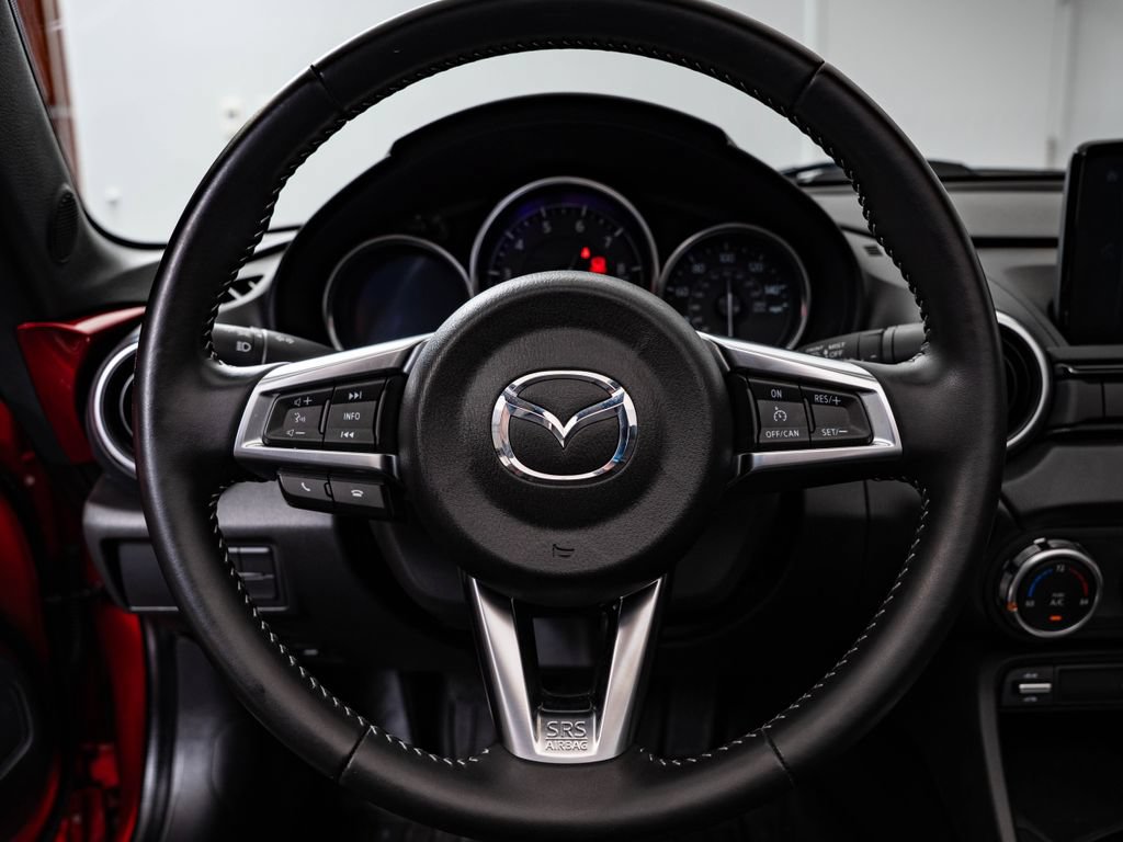 Used 2022 MAZDA MX-5 Miata RF Grand Touring w/ Weather Package RWD image 39