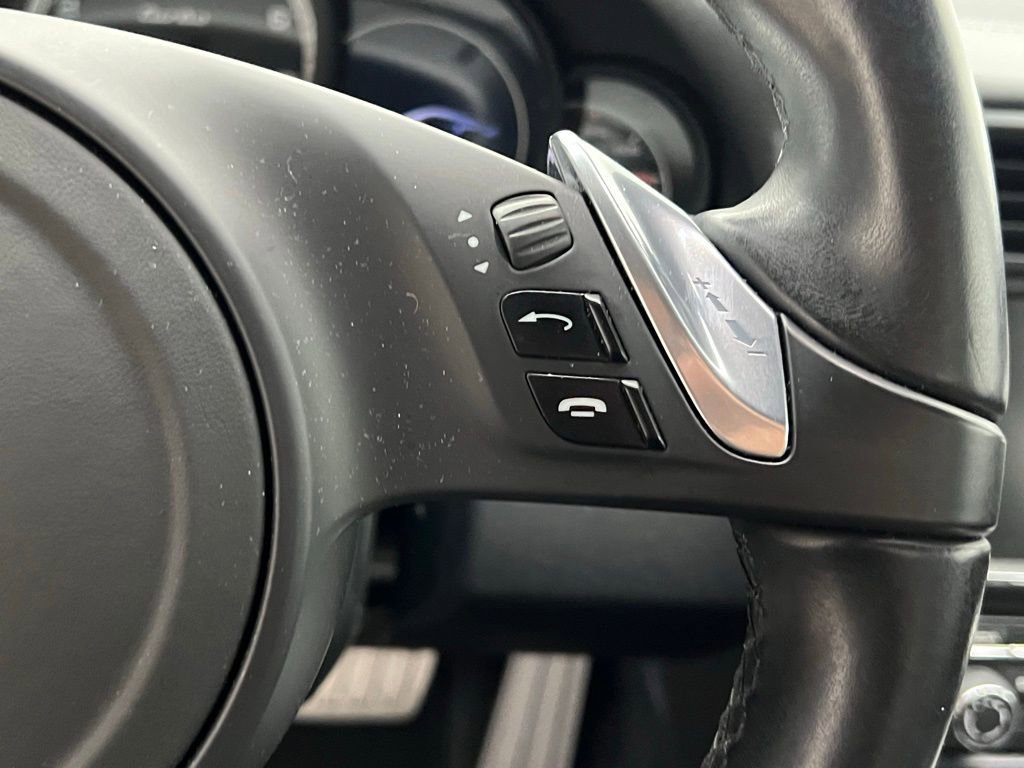 Used 2015 Porsche 911 Turbo AWD/4WD image 9