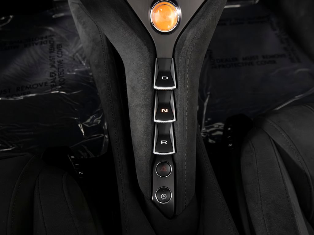 Used 2025 McLaren 750S Spider RWD image 27