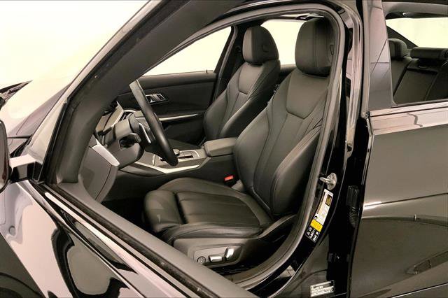 Certified 2023 BMW 330i xDrive Sedan w/ Driving Assistance Package image 13