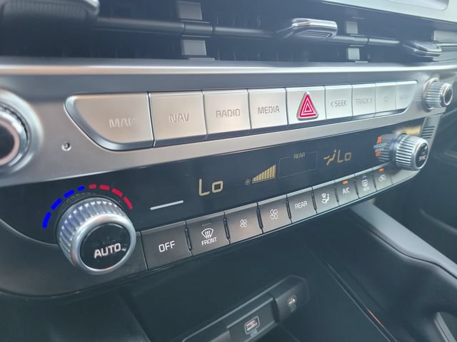 Certified 2025 Kia Telluride LX FWD image 27
