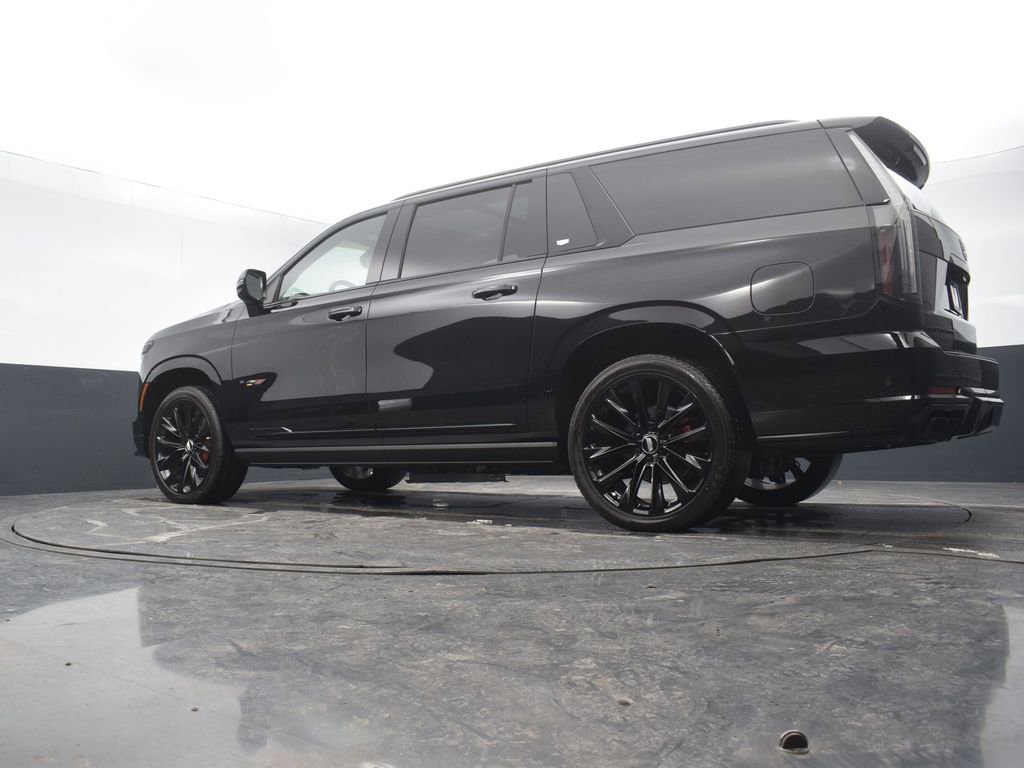 Certified 2026 Cadillac Escalade ESV V w/ LPO, ONYX Package image 52