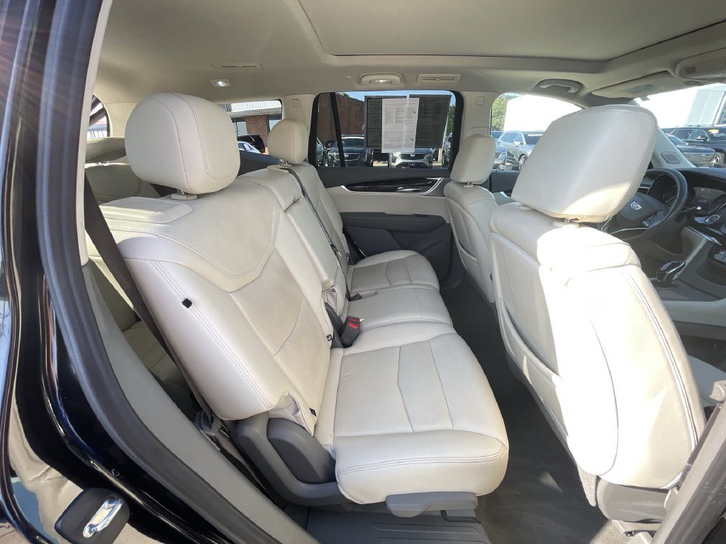 Certified 2023 Cadillac XT6 Premium Luxury w/ Technology Package FWD image 28