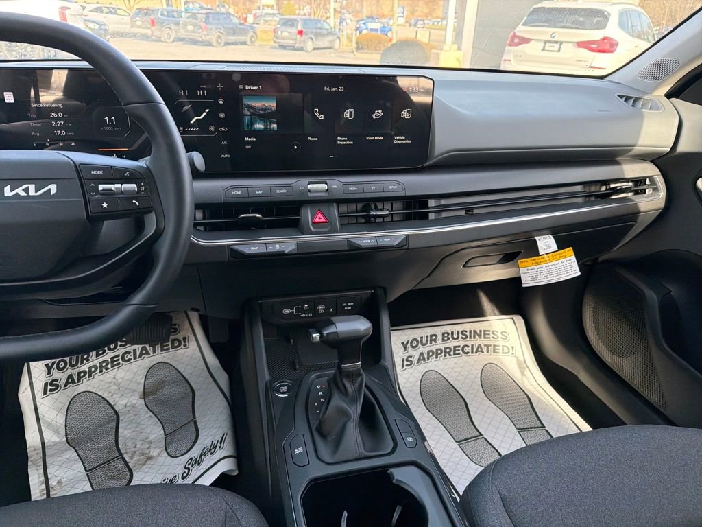 Certified 2025 Kia K4 EX image 19