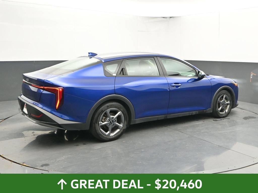 Used 2025 Kia K4 FWD image 4