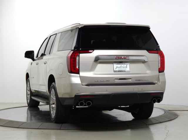 Used 2021 GMC Yukon XL Denali AWD/4WD image 7