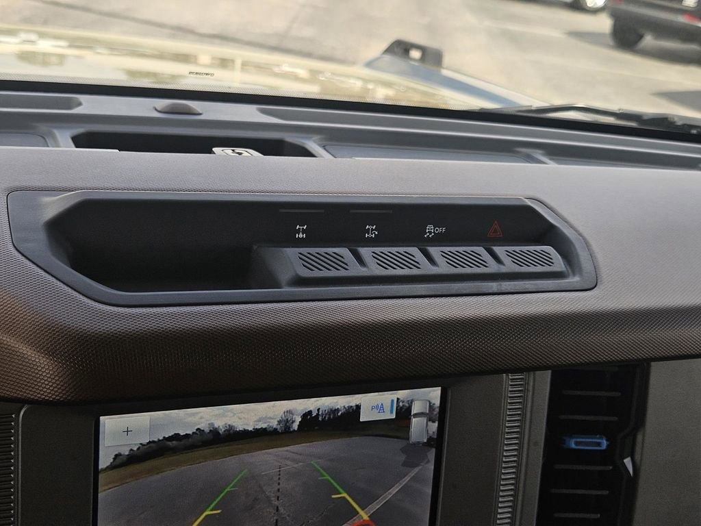 Used 2023 Ford Bronco Outer Banks image 23