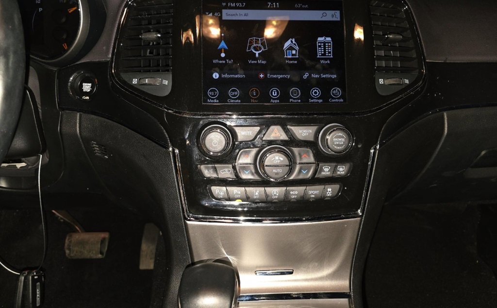 Used 2021 Jeep Grand Cherokee Trailhawk image 12