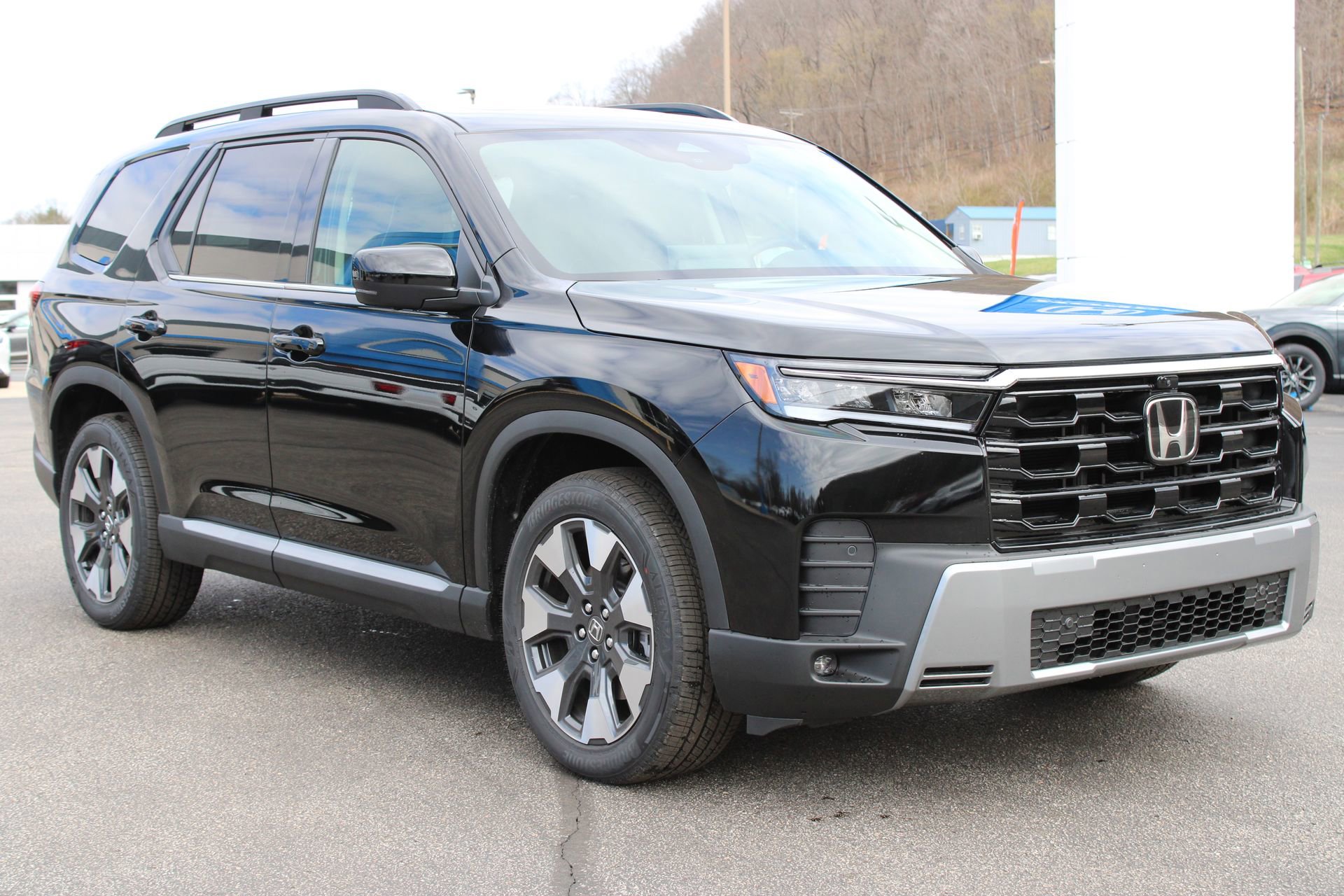 New 2026 Honda Pilot Elite image 4