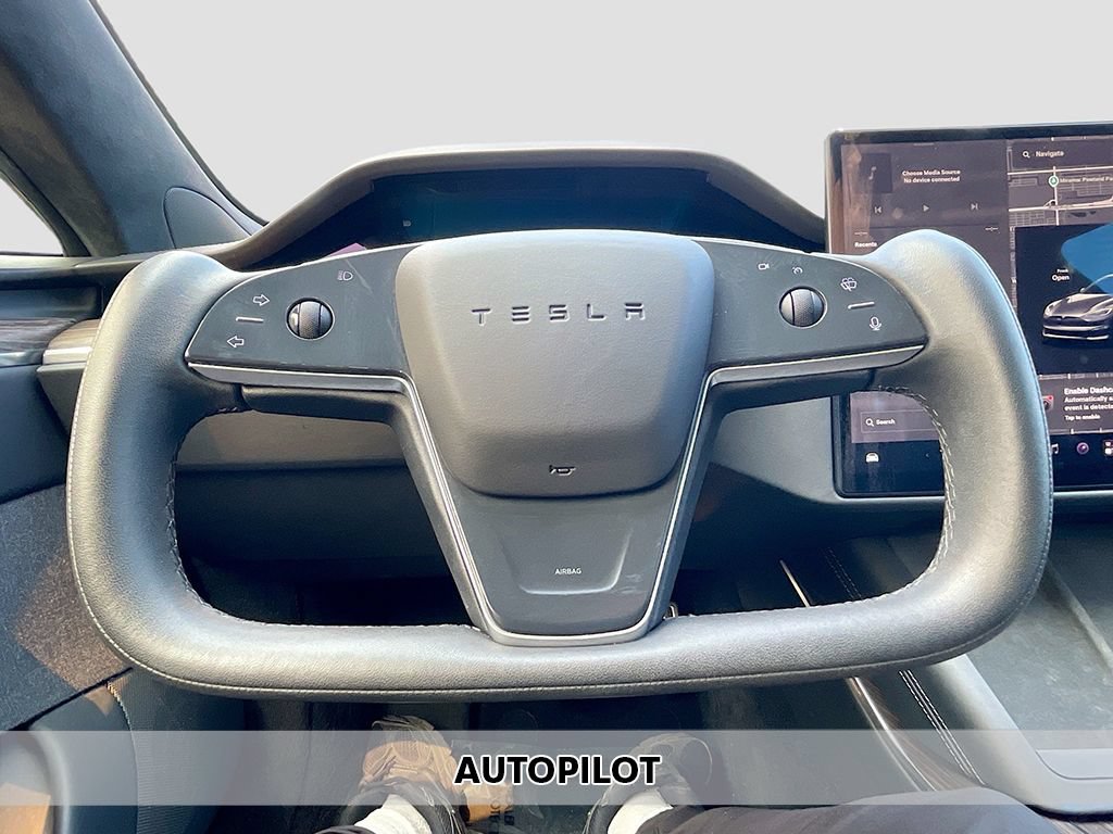 Used 2023 Tesla Model S Standard Range AWD/4WD image 3