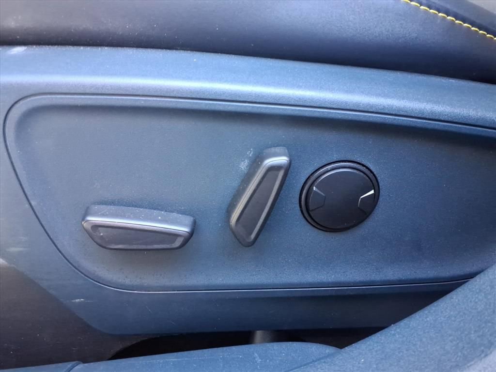 Certified 2025 Ford Maverick Lobo image 27