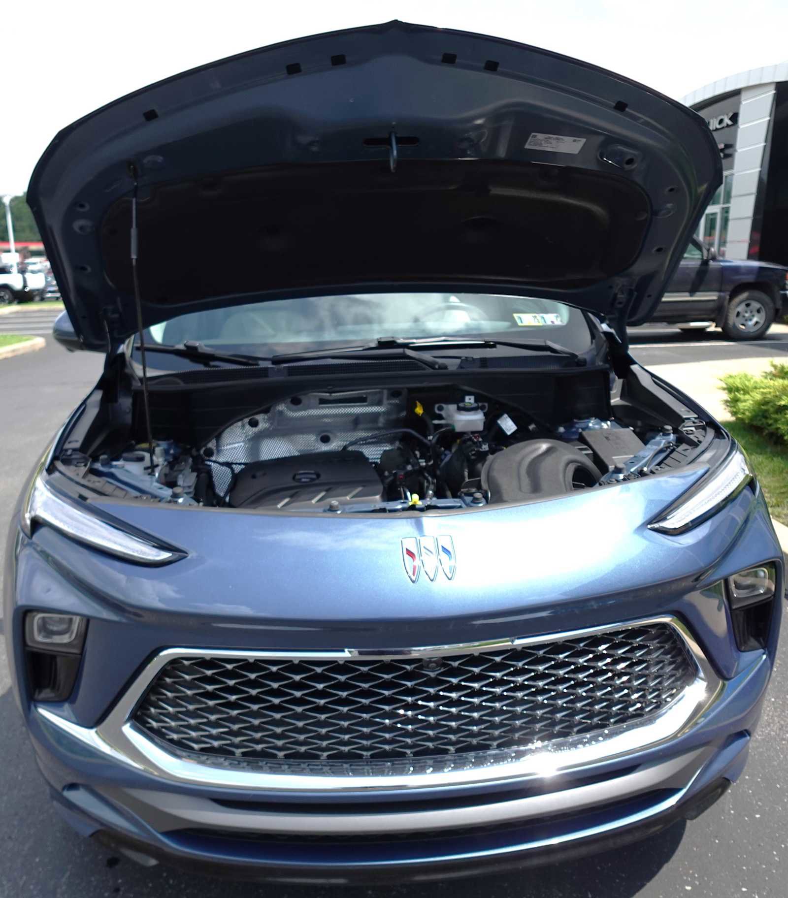 Used 2024 Buick Encore GX Avenir w/ Avenir Technology Package image 33