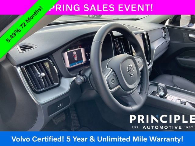 Certified 2025 Volvo XC60 B5 Core image 16