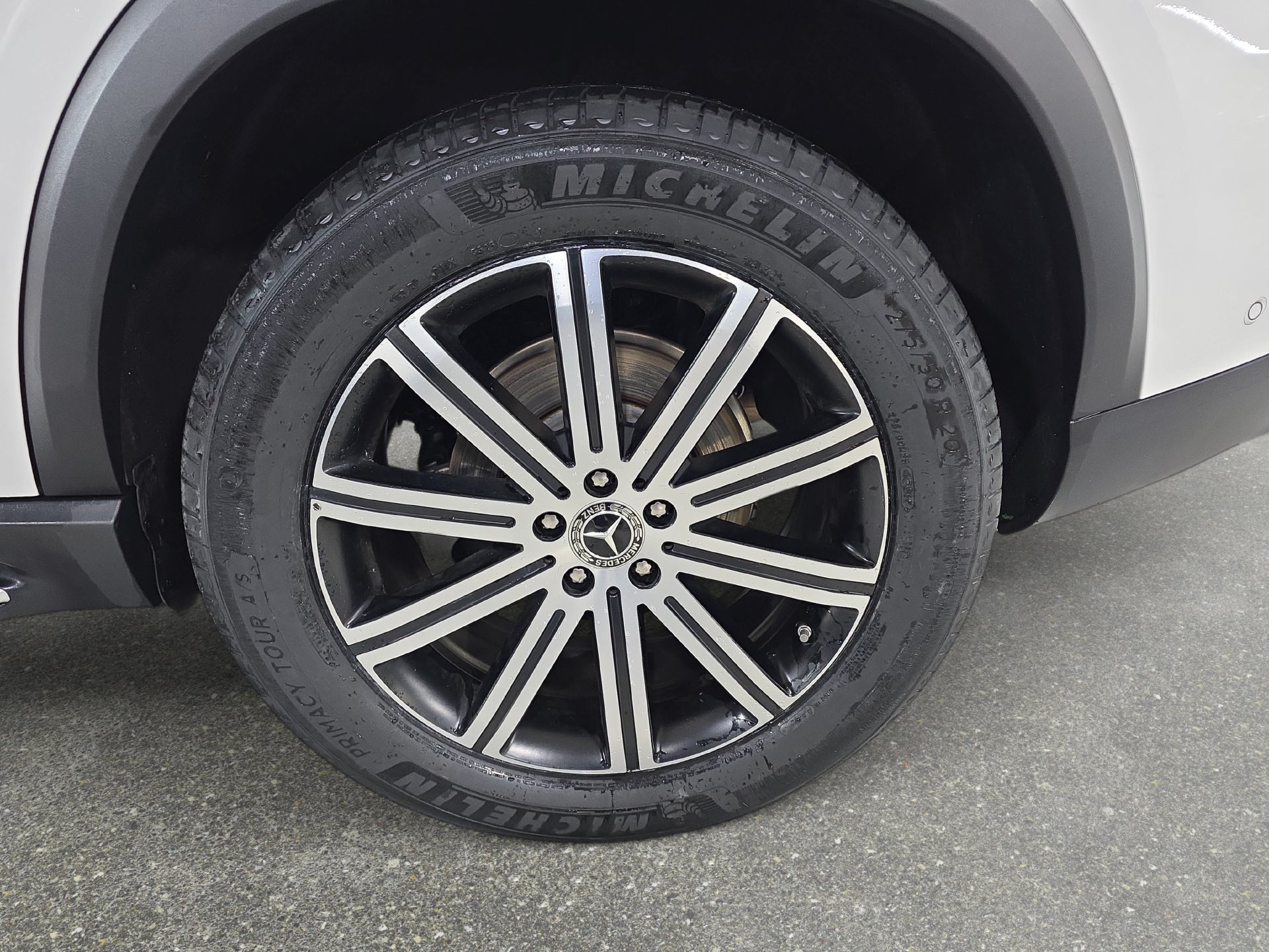 Used 2026 Mercedes-Benz GLE 350 4MATIC w/ Winter Package image 32