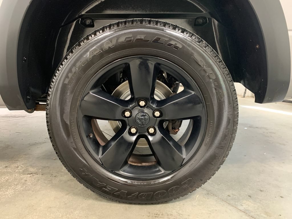 Used 2020 RAM 1500 Warlock AWD/4WD image 4