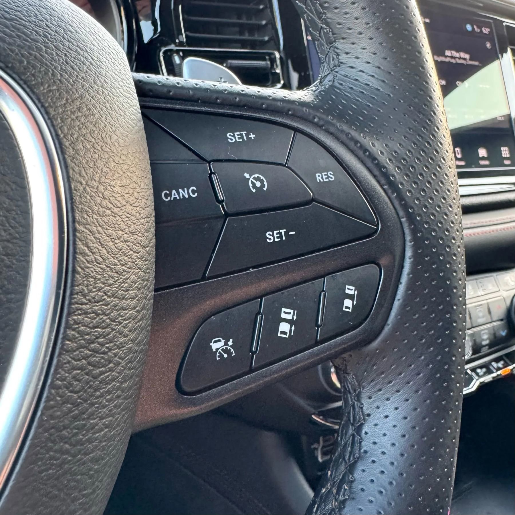 Used 2024 Dodge Durango R/T image 26