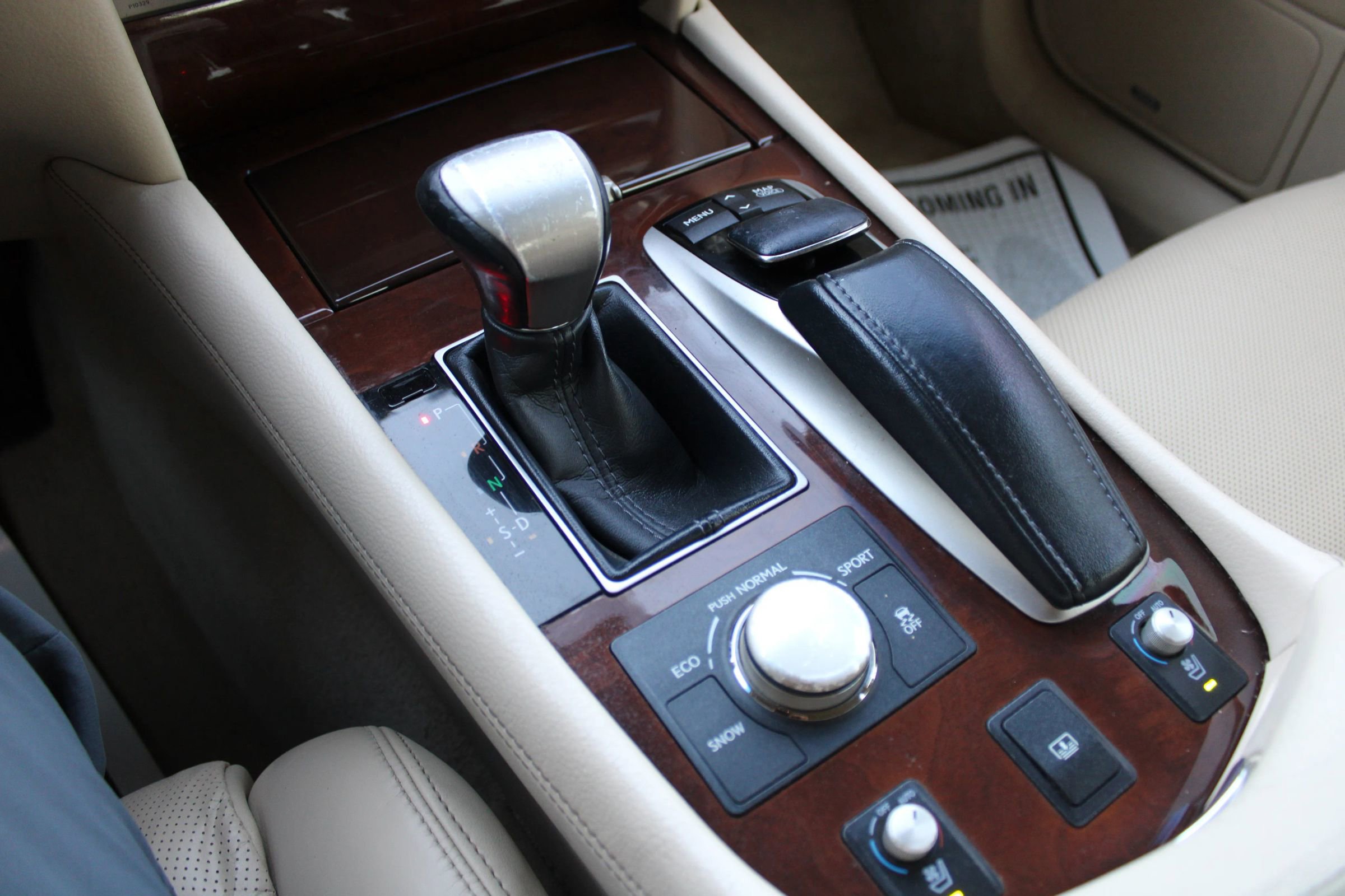 Used 2013 Lexus LS 460 image 14