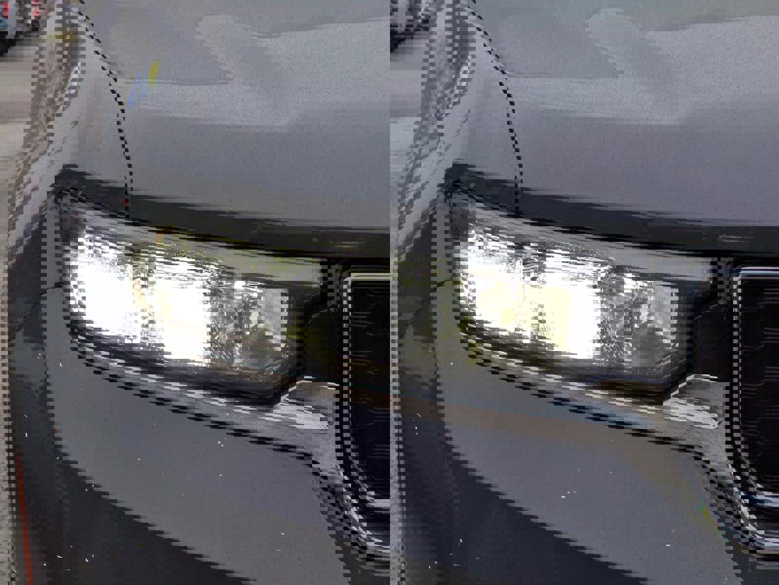 Used 2023 Jeep Grand Cherokee Limited image 10