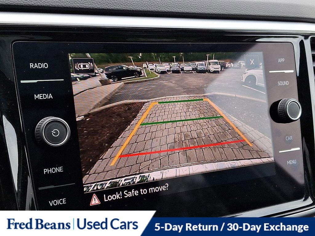 Certified 2023 Volkswagen Atlas SE w/ Panoramic Sunroof Package AWD/4WD image 19