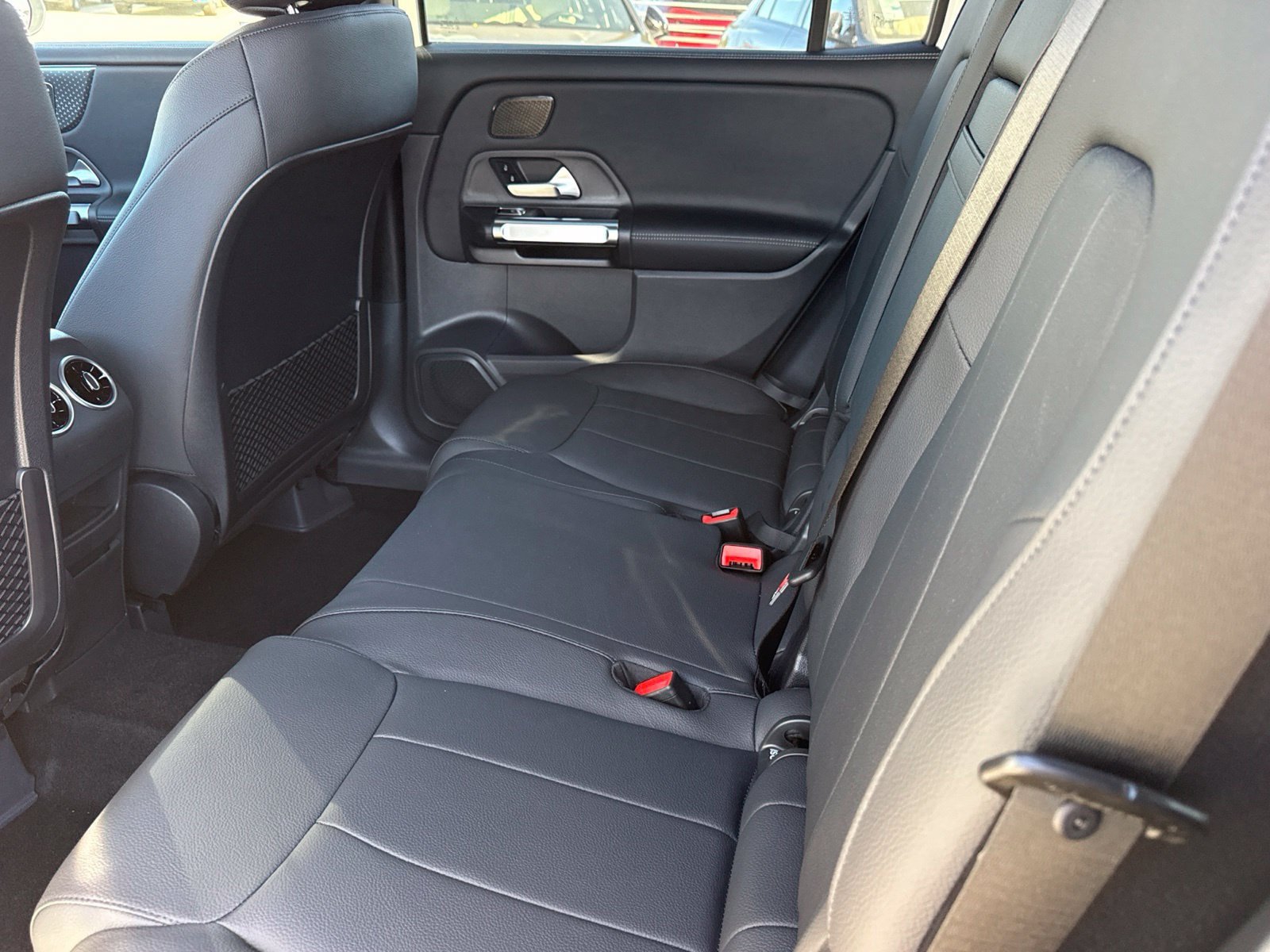 New 2026 Mercedes-Benz GLB 250 4MATIC image 28