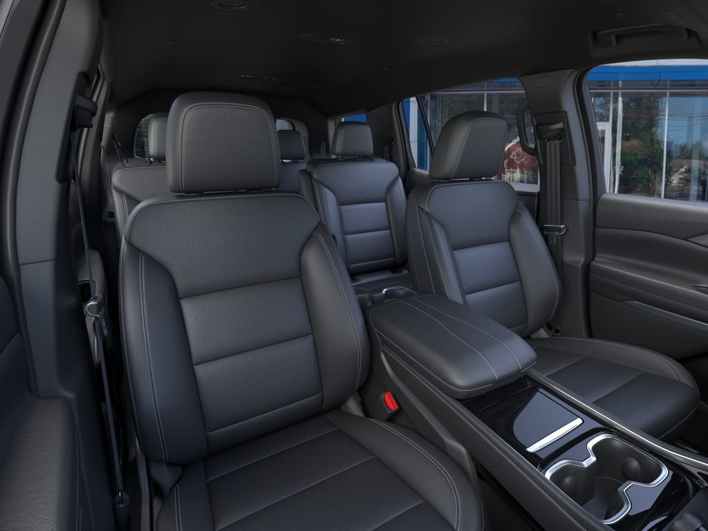 Used 2026 Chevrolet Traverse LT w/ Midnight/Sport Edition FWD image 16