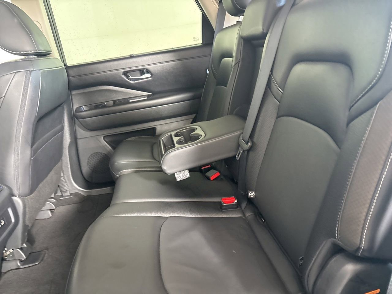 Used 2024 Nissan Pathfinder SL image 20