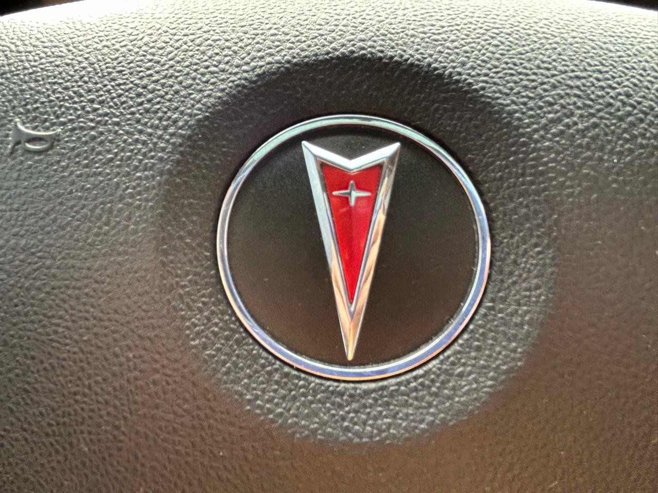 Used 2009 Pontiac G8 RWD image 21