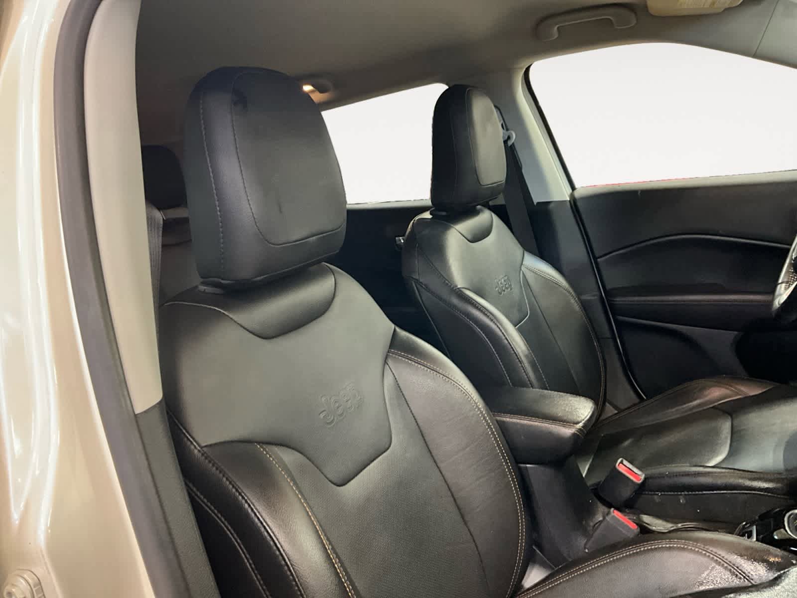 Used 2020 Jeep Compass Limited w/ Safety & Security Group AWD/4WD image 15