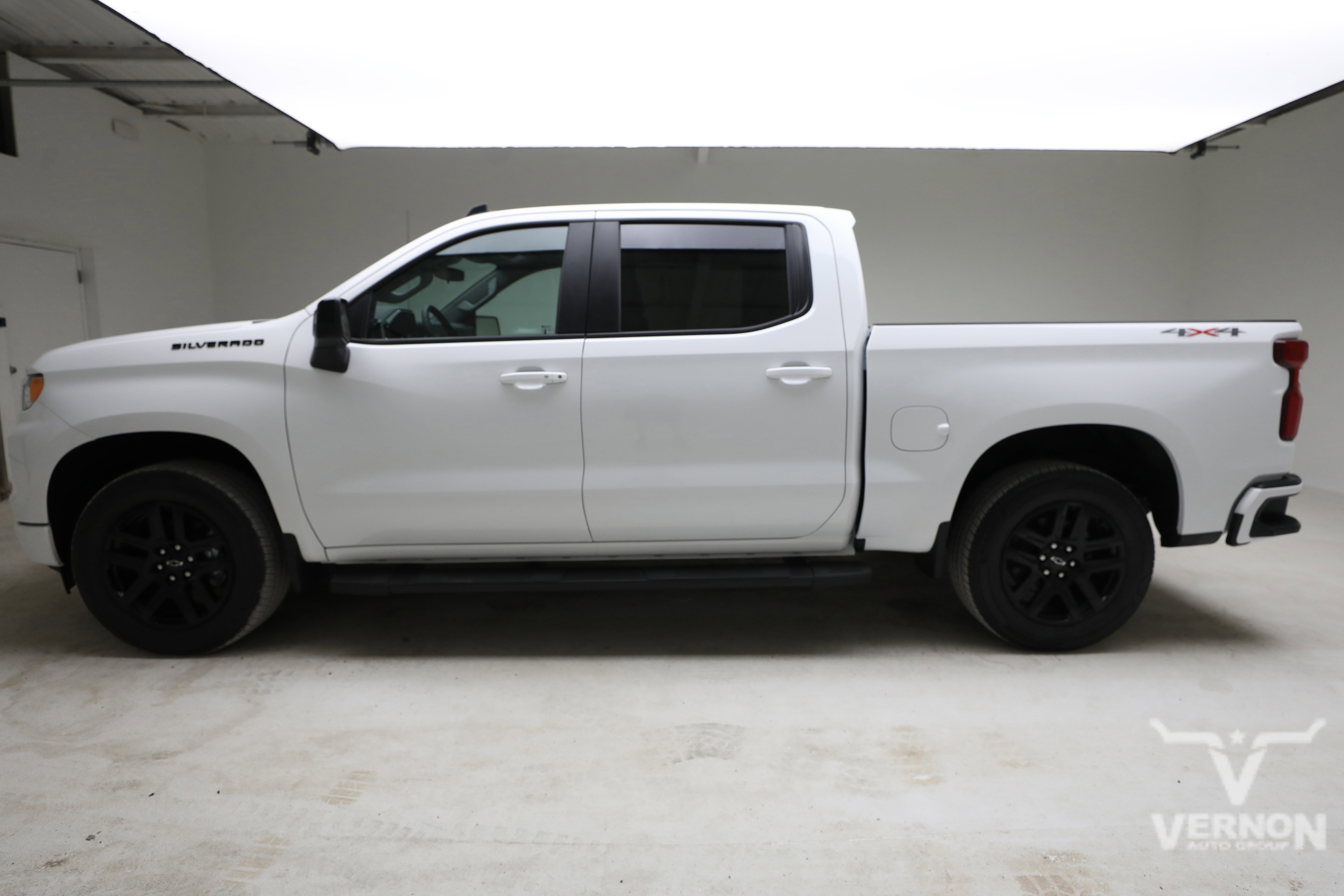 New 2026 Chevrolet Silverado 1500 RST w/ Convenience Package II AWD/4WD image 2