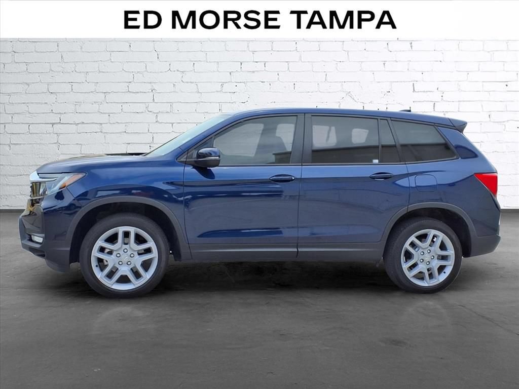 Used 2024 Honda Passport EX-L image 2