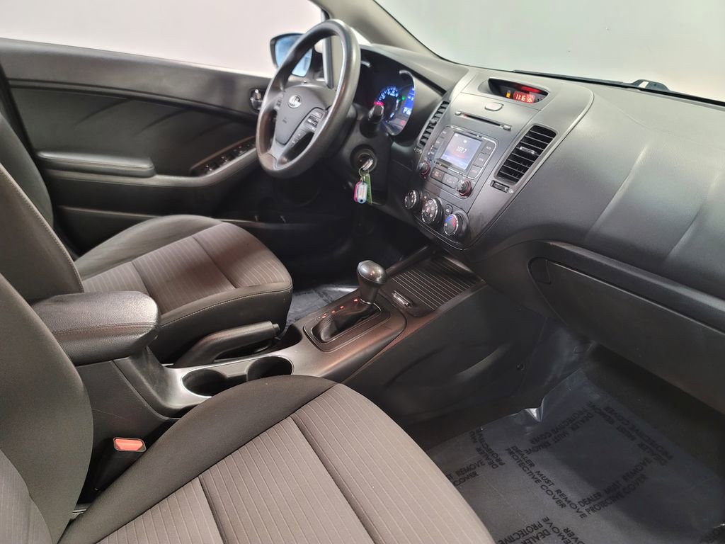 Used 2016 Kia Forte LX w/ LX Popular Plus Package image 19
