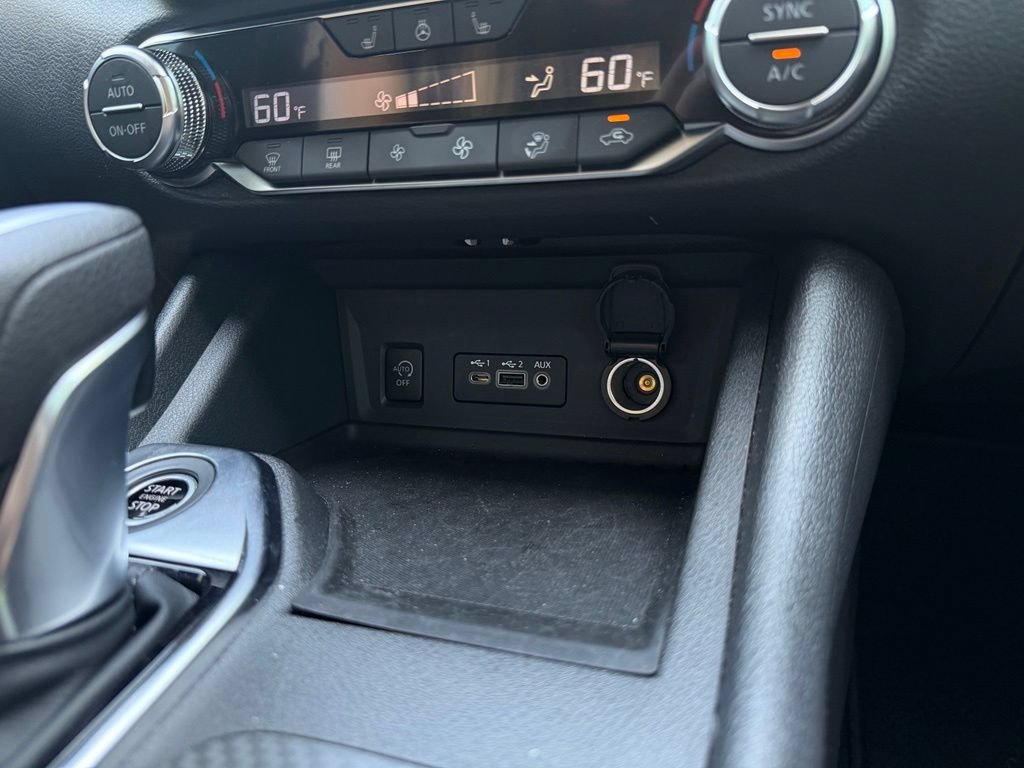 Used 2025 Nissan Sentra SV w/ All-Weather Package FWD image 20