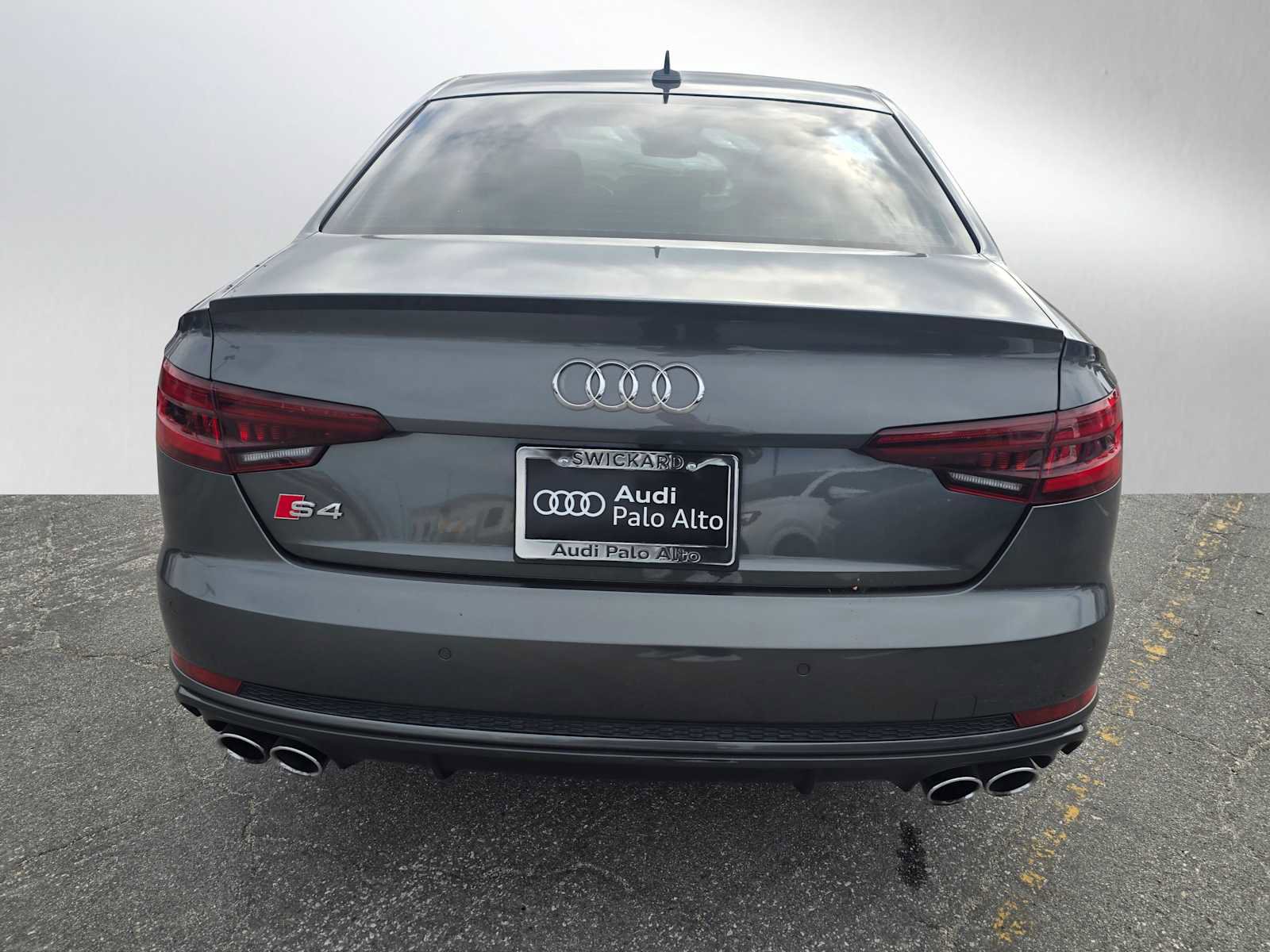 Used 2018 Audi S4 Prestige w/ Prestige Package image 4