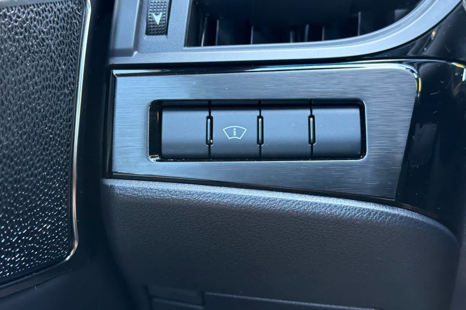Certified 2023 Lexus ES 300h F Sport w/ Accessory Package (Z2) FWD image 30