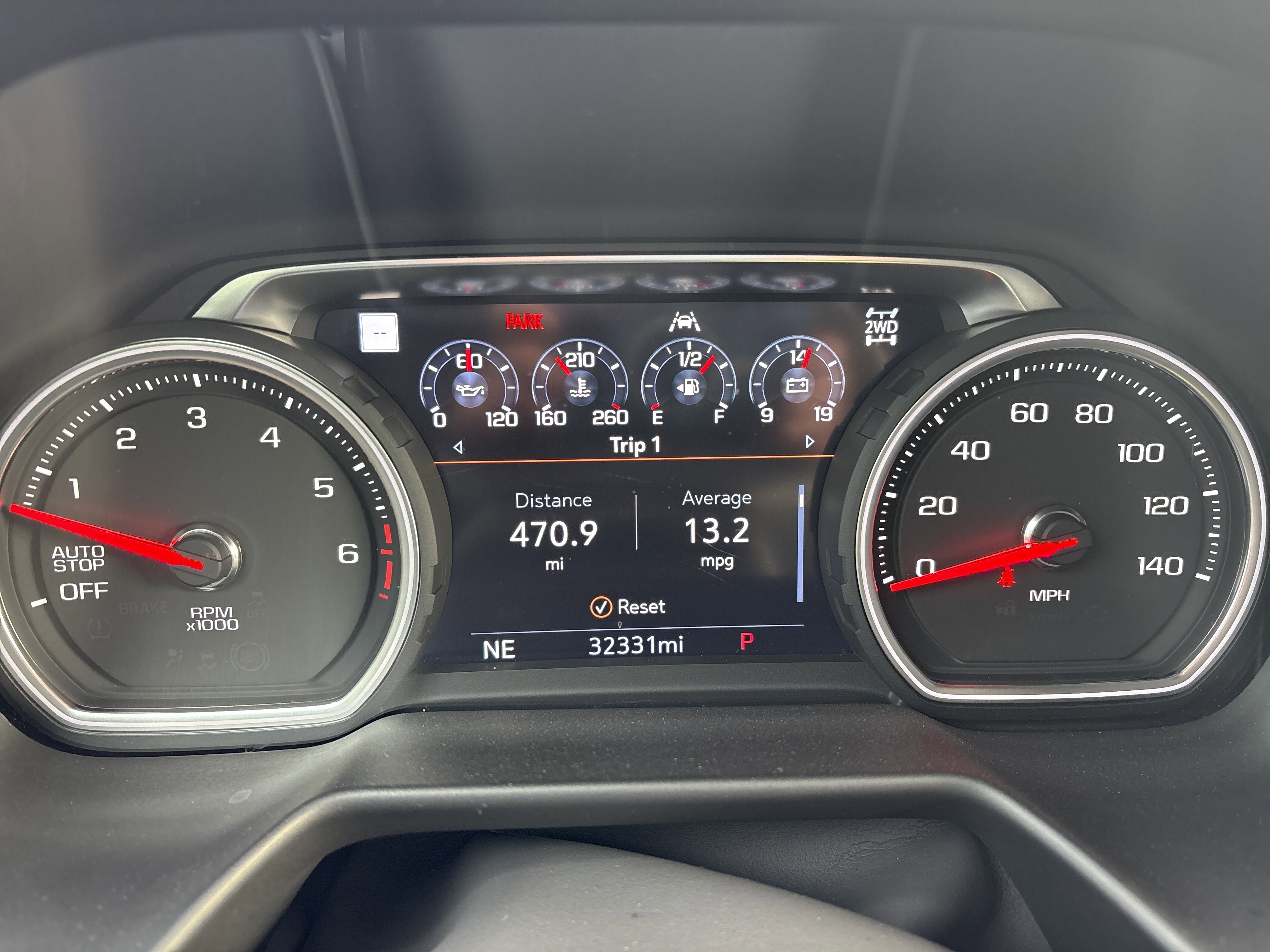 Used 2021 Chevrolet Tahoe Premier w/ Premium Package image 19