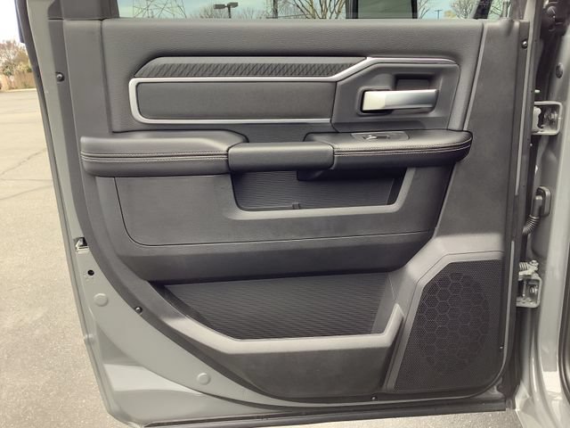 New 2026 RAM 2500 Big Horn AWD/4WD image 26