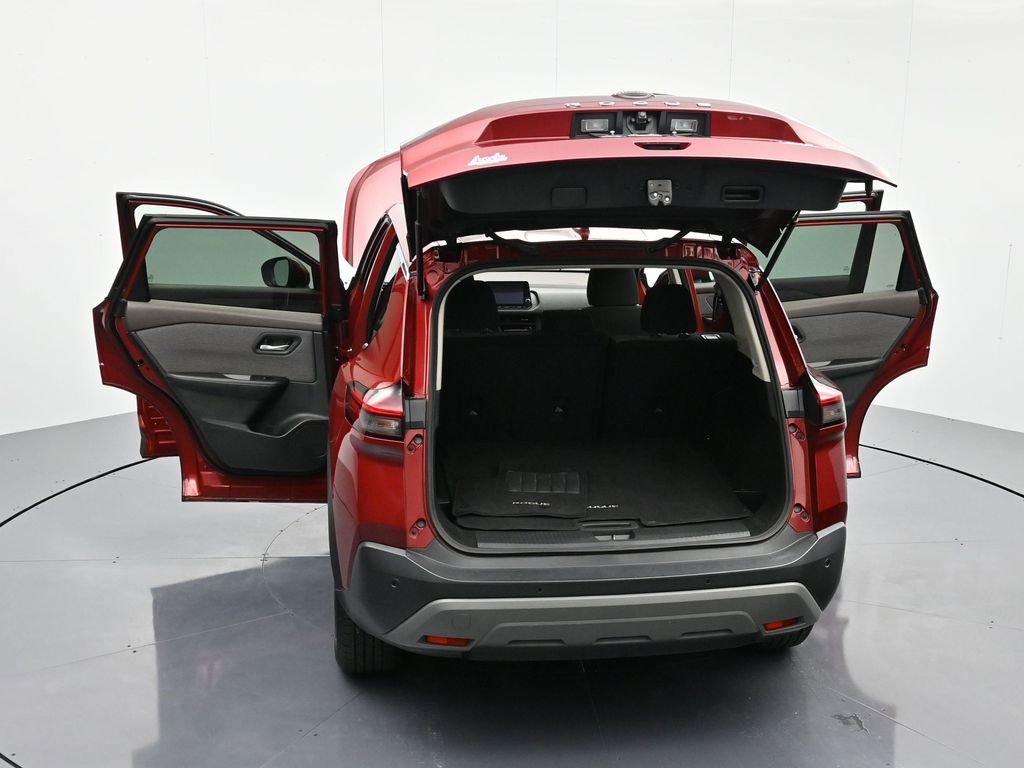 Used 2023 Nissan Rogue SV image 46