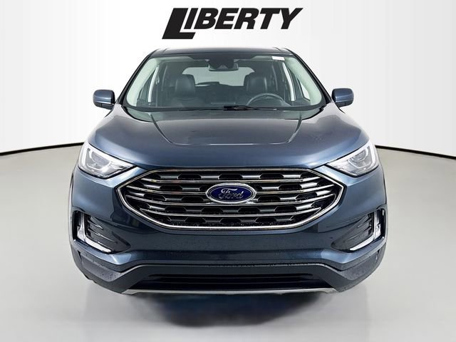 Certified 2022 Ford Edge SEL w/ Convenience Package image 2