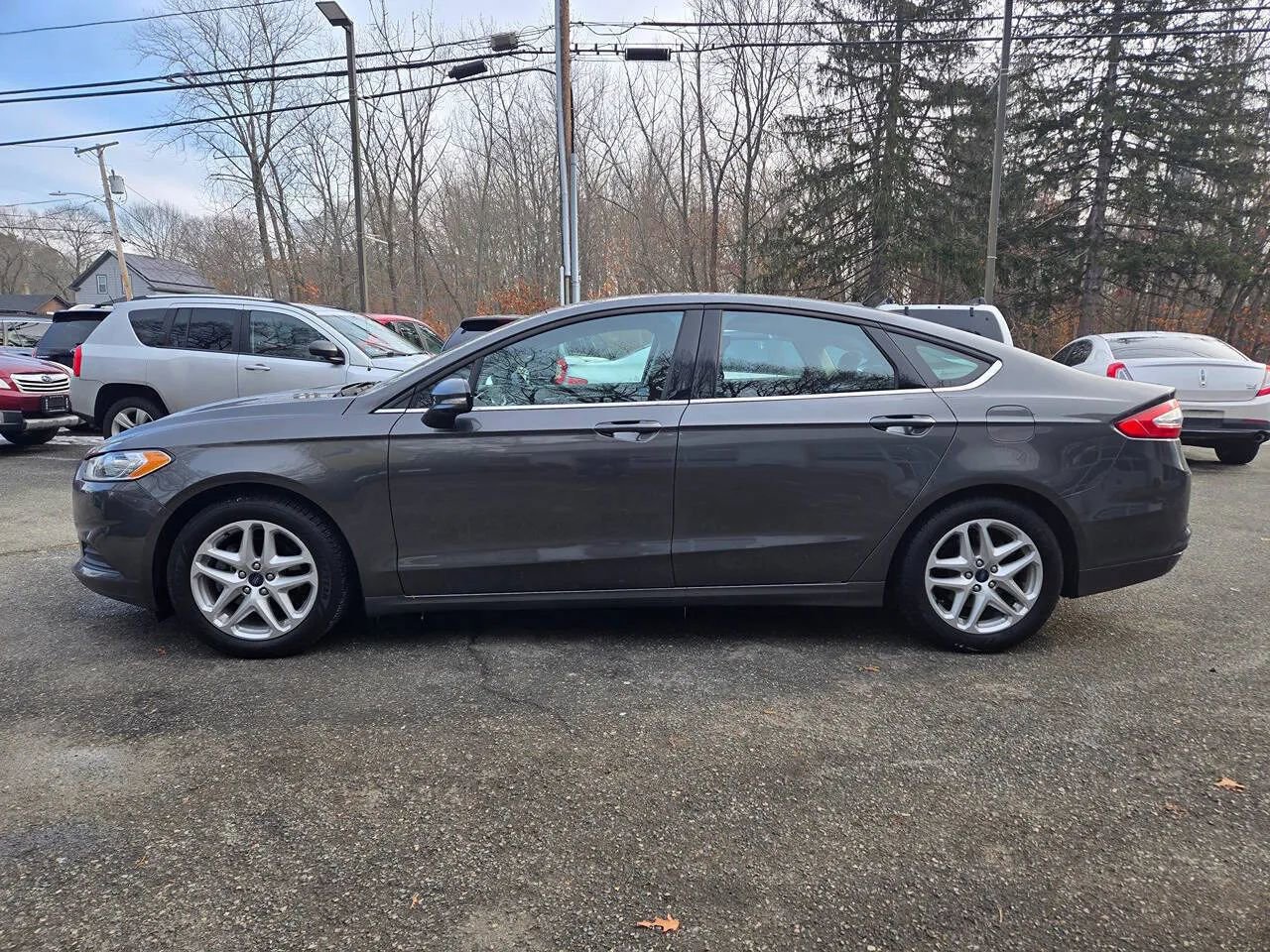Used 2016 Ford Fusion SE image 21